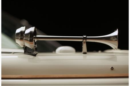 Chris-Craft Launch 27