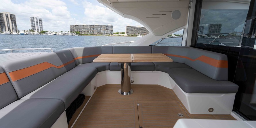 Sunseeker Predator 60 EVO