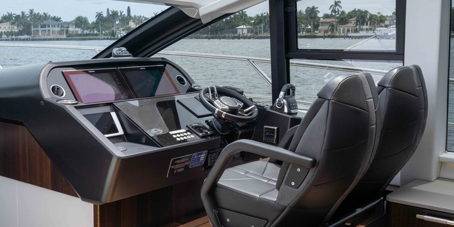 Sunseeker Predator 60 EVO