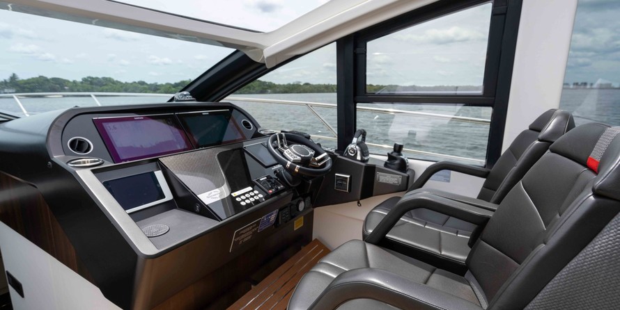 Sunseeker Predator 60 EVO