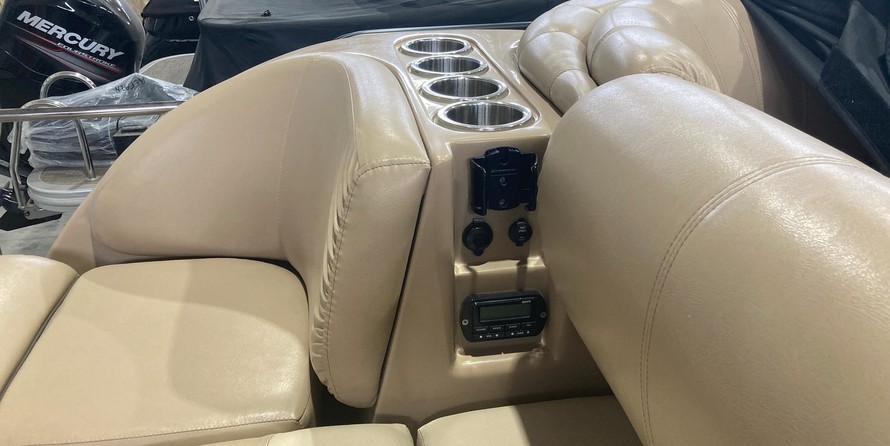 Premier Pontoons Grand Isle 250