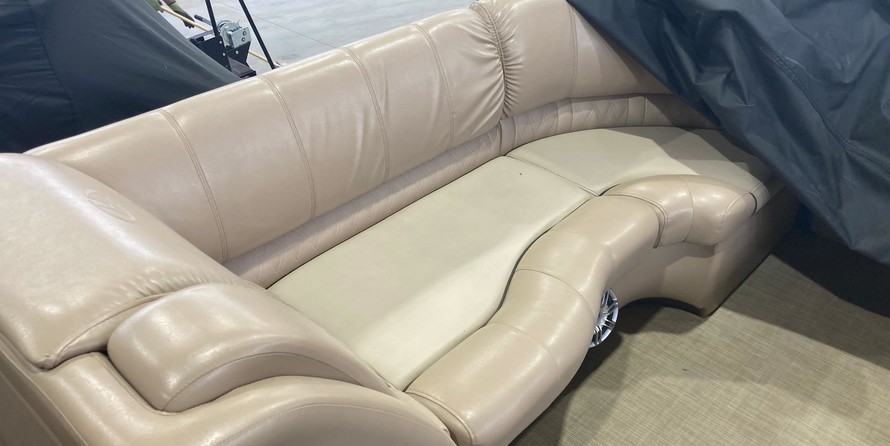 Premier Pontoons Grand Isle 250