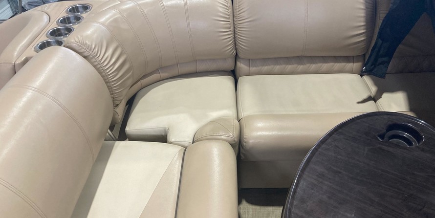 Premier Pontoons Grand Isle 250