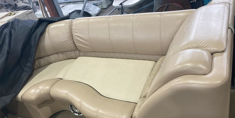 Premier Pontoons Grand Isle 250