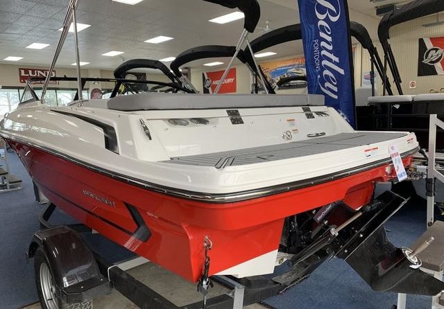 Bayliner VR4 BOWRIDER
