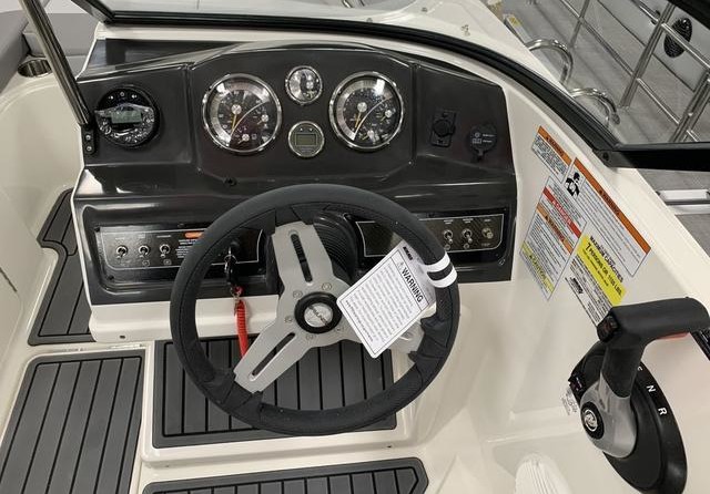 Bayliner VR4 BOWRIDER