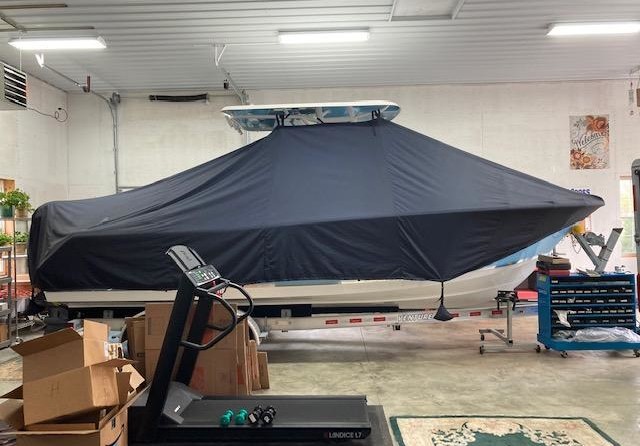 Sea Ray hunt ultra 211