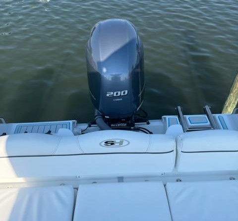 Sea Ray hunt ultra 211