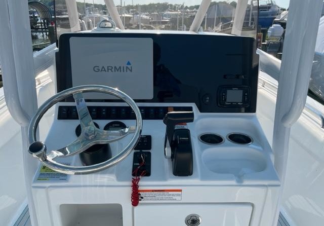 Sea Ray hunt ultra 211