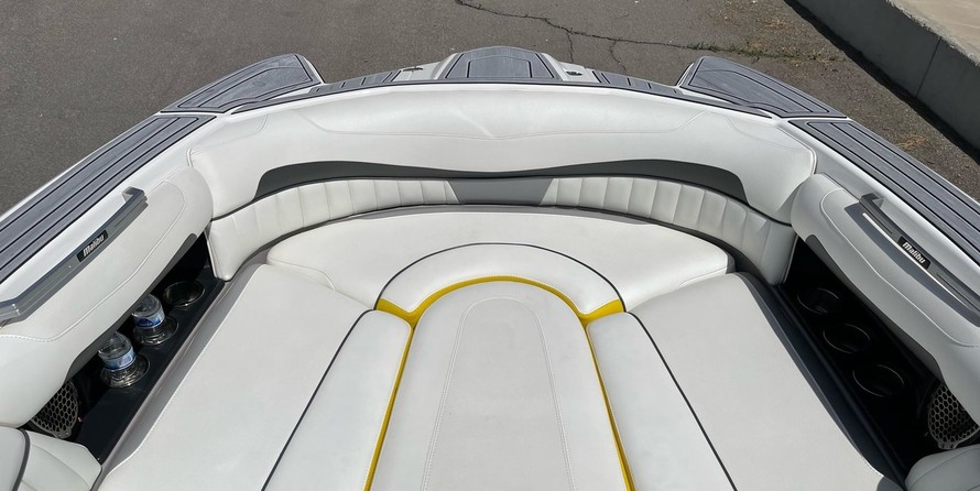 Malibu Wakesetter 22 MXZ