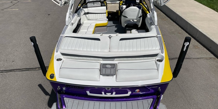 Malibu Wakesetter 22 MXZ