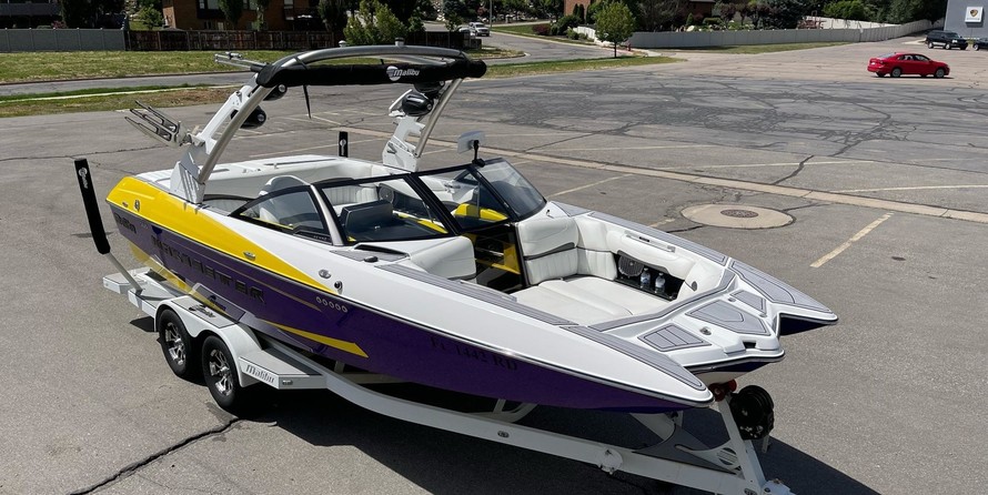 Malibu Wakesetter 22 MXZ