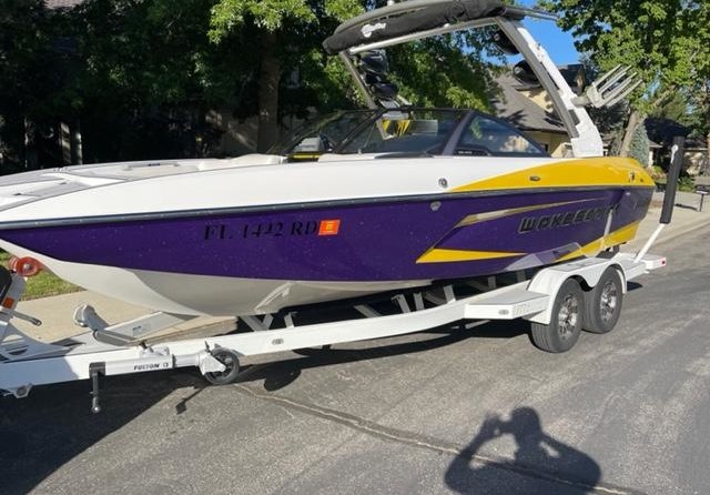Malibu Wakesetter 22 MXZ