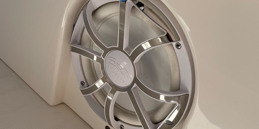 Robalo centre console r272