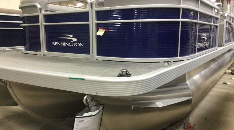 Bennington 24 sbrx