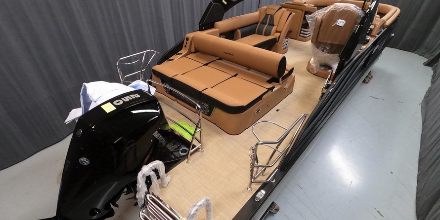 Premier Pontoons Grand Isle 250