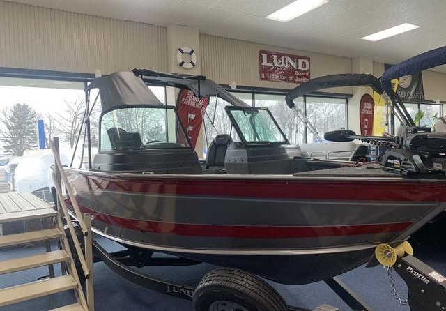 Lund Boats 1875 Impact Sport