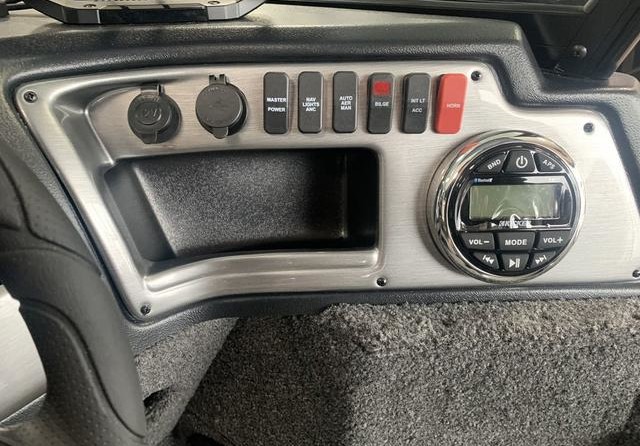 Lund Boats 1875 Impact Sport