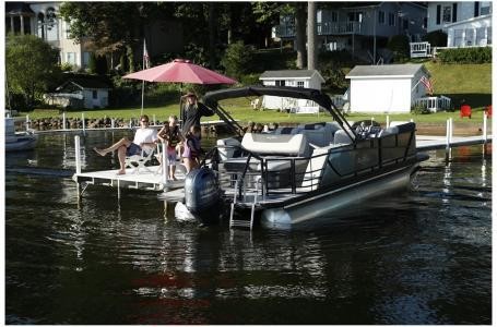 Sunchaser Boats Geneva Cruise 22 LR DH