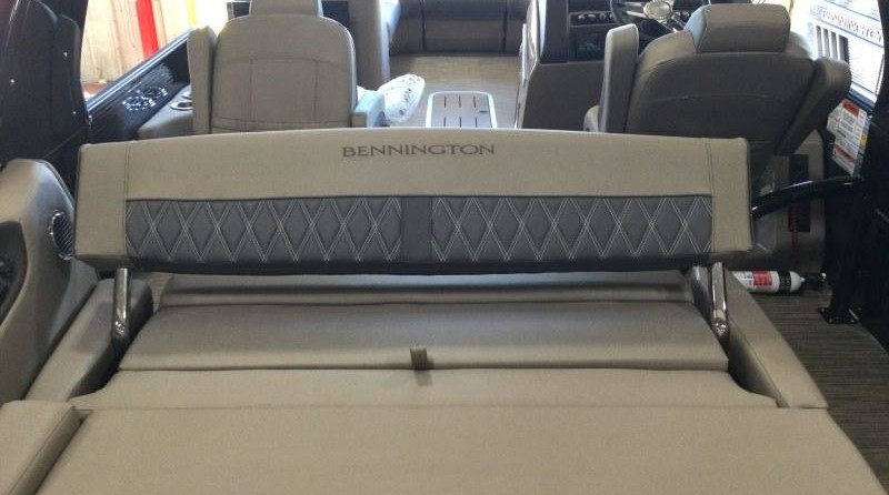 Bennington 26 LXSBA