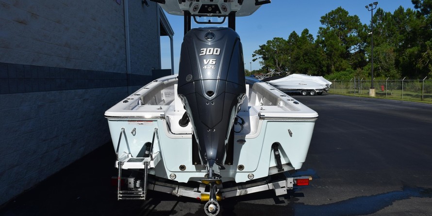 Sportsman Masters 247OE Bay Boat