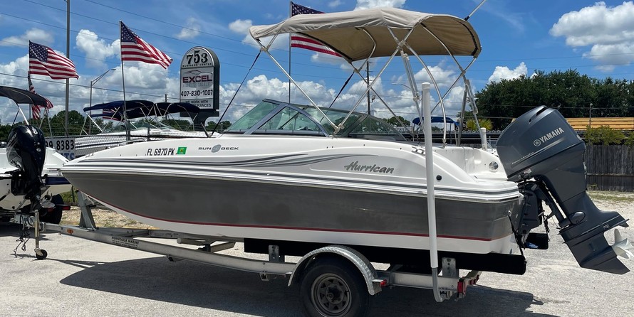 Hurricane 187 sun deck