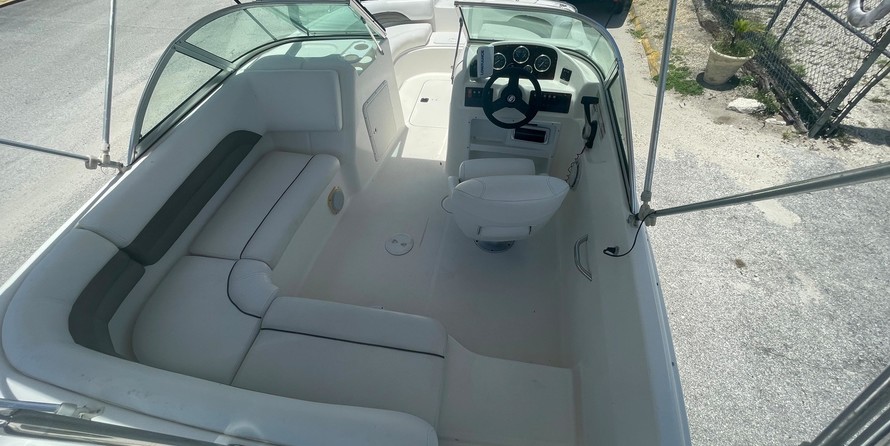 Hurricane 187 sun deck