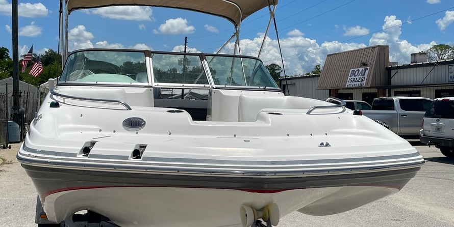 Hurricane 187 sun deck