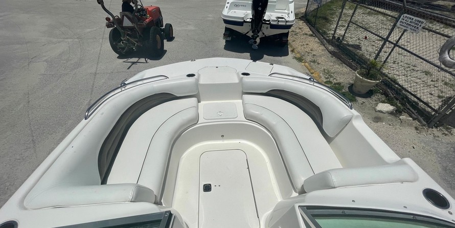 Hurricane 187 sun deck