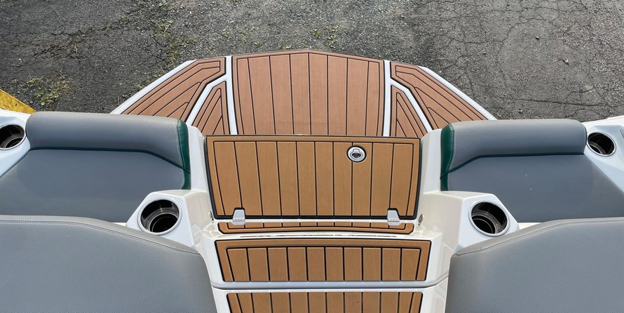 Super Air Nautique G23