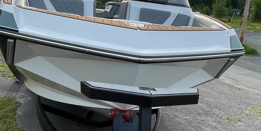 Super Air Nautique G23