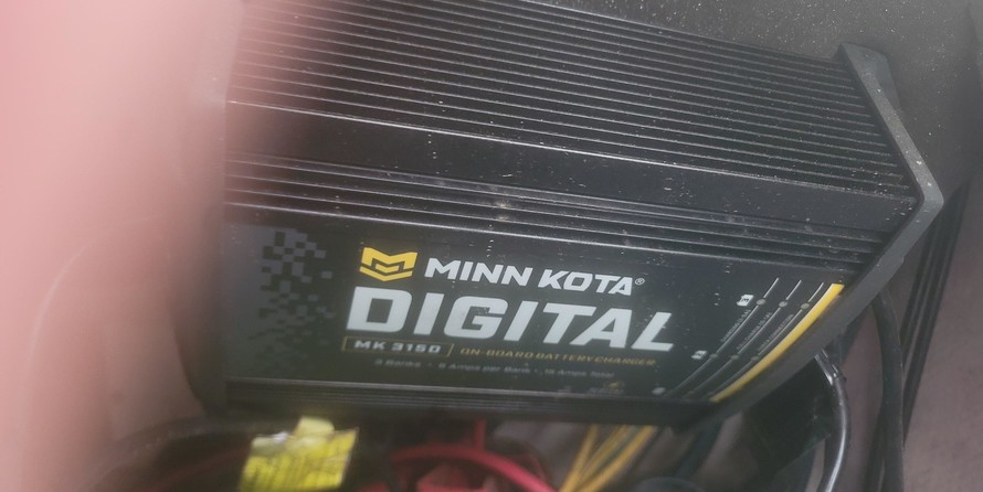 Chaparral 19 H2O Ski & Fish