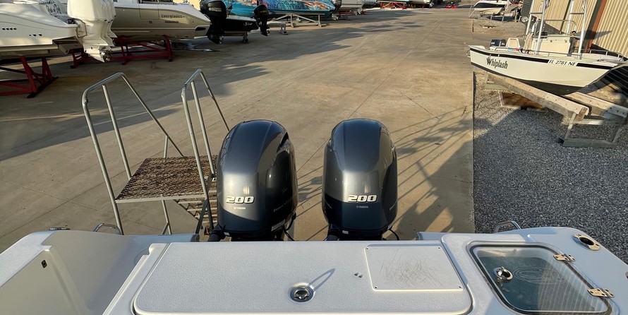 Sea Hunt Gamefish 27