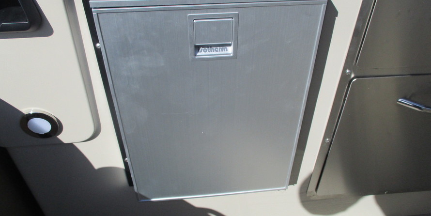 Premier Pontoons Grand Entertainer