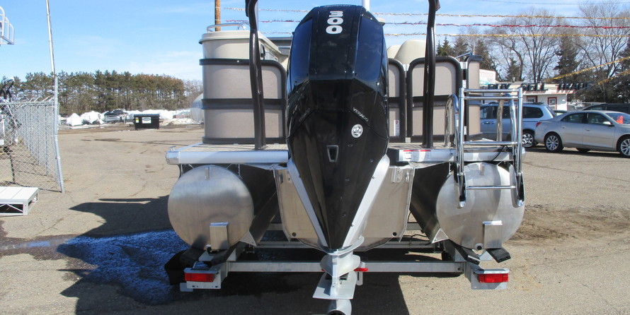 Premier Pontoons Grand Entertainer