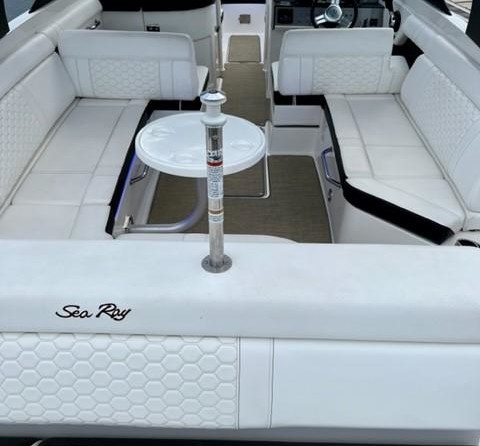Sea Ray SDX 270 OB