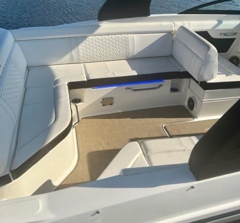 Sea Ray SDX 270 OB