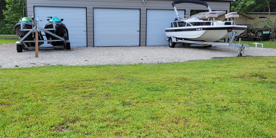 Hurricane fundeck 232