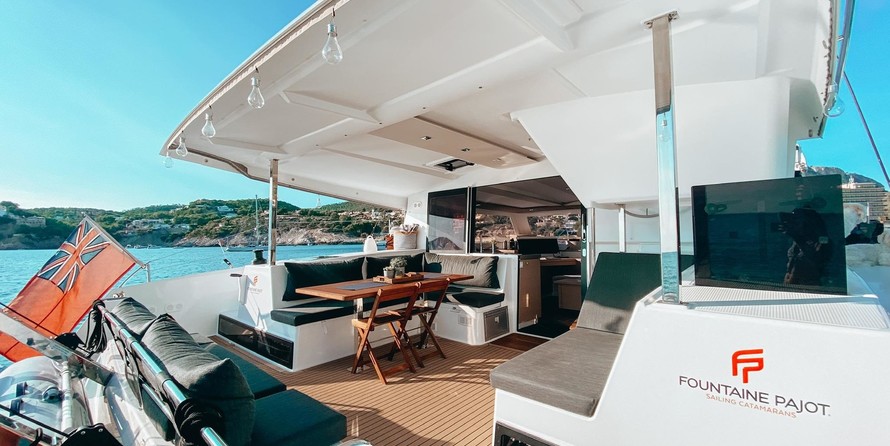 Fountaine Pajot Lucia 40
