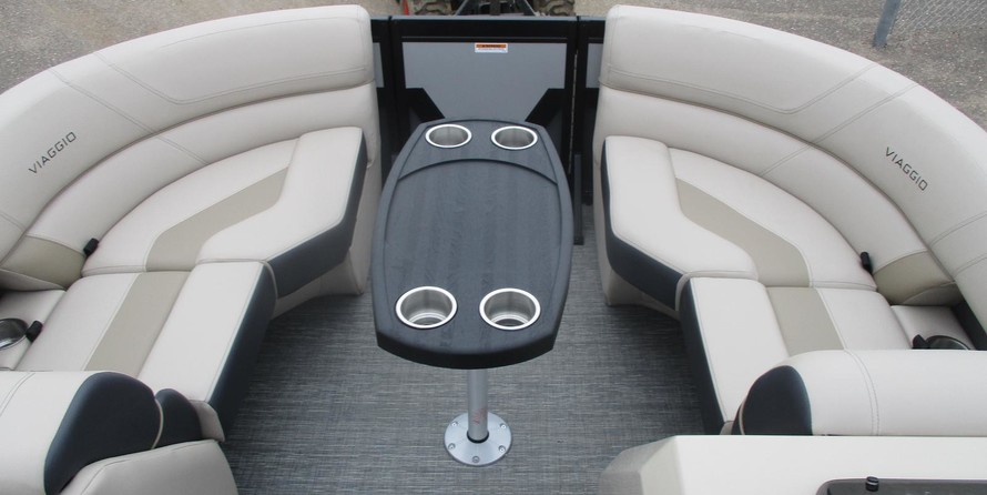 Viaggio Diamante D21S Sportoon Pontoon With A 150HP Honda Motor