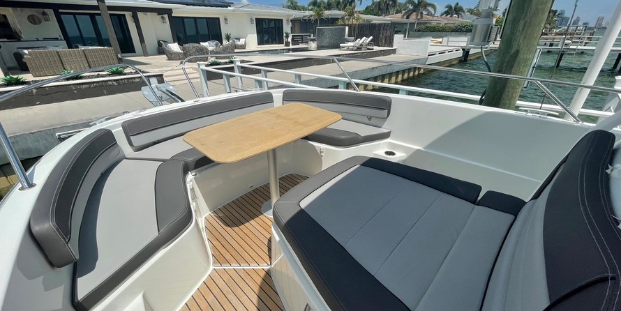 Jeanneau Cap Camarat 9.0 CC