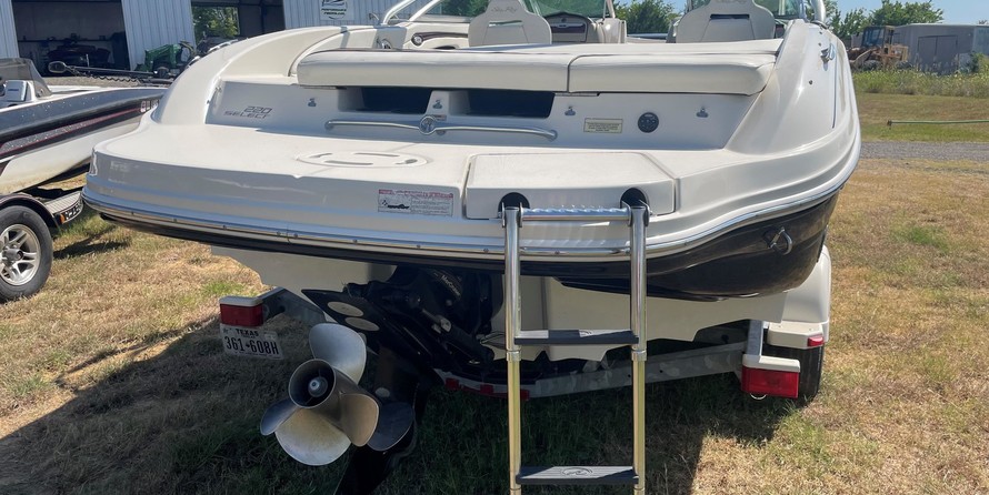 Sea ray 220 select