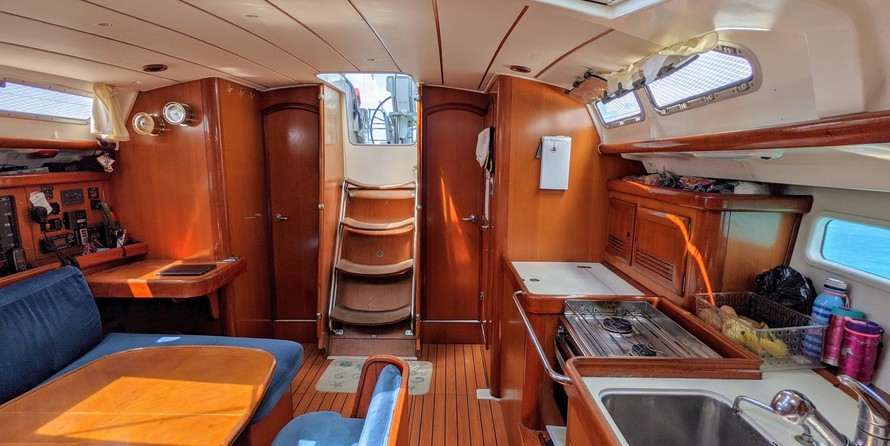 Beneteau Oceanis 423
