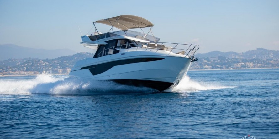Galeon 460 Fly