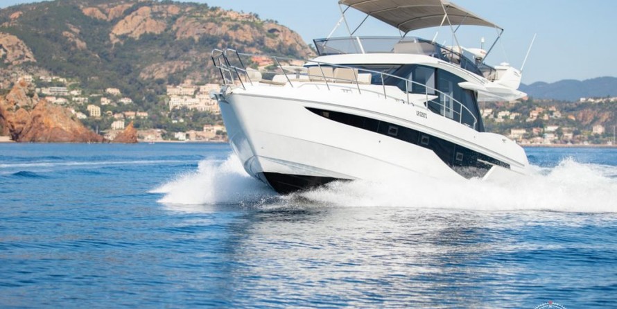 Galeon 460 Fly