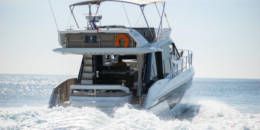 Galeon 460 Fly