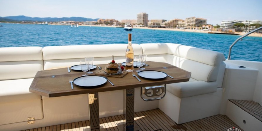 Beneteau Monte Carlo 52