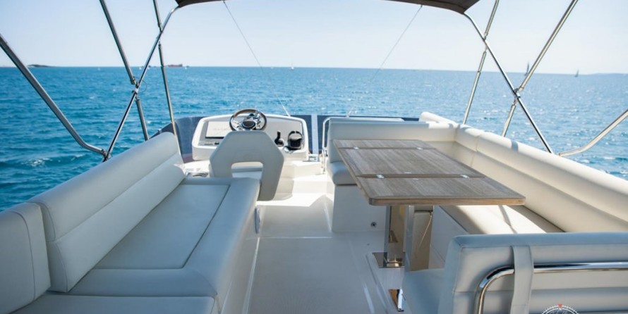 Beneteau Monte Carlo 52