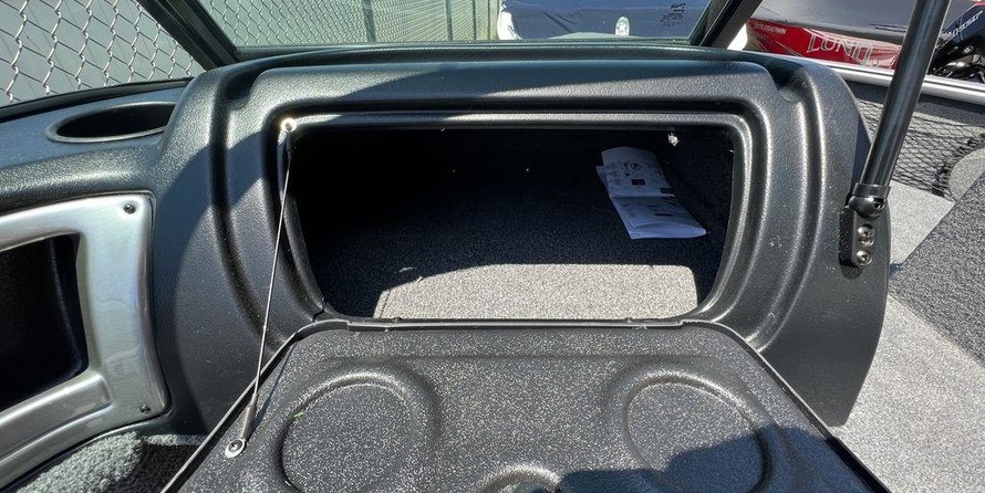 Lund Boats 1875 Impact Sport