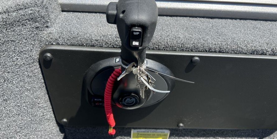 Lund Boats 1875 Impact Sport